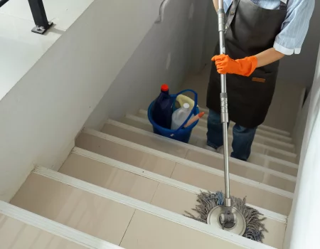 treppenhaus-reinigung-clean-solution-gebaeudereinigung-scaled